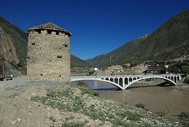 《PACS》Steam上线 末日世界卡车运输模拟